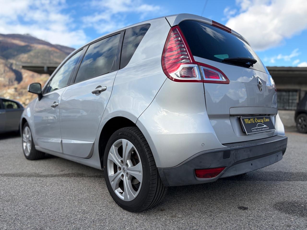 Renault Scenic X-Mod 1.9 dCi 130CV Luxe