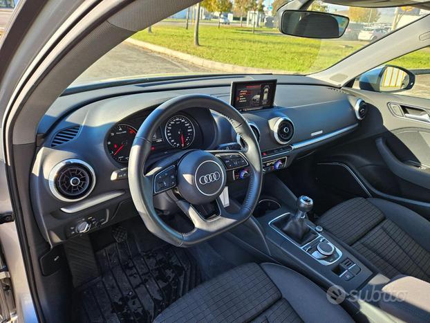 AUDI A3 SPB 30 TDI Sport/pari al nuovo