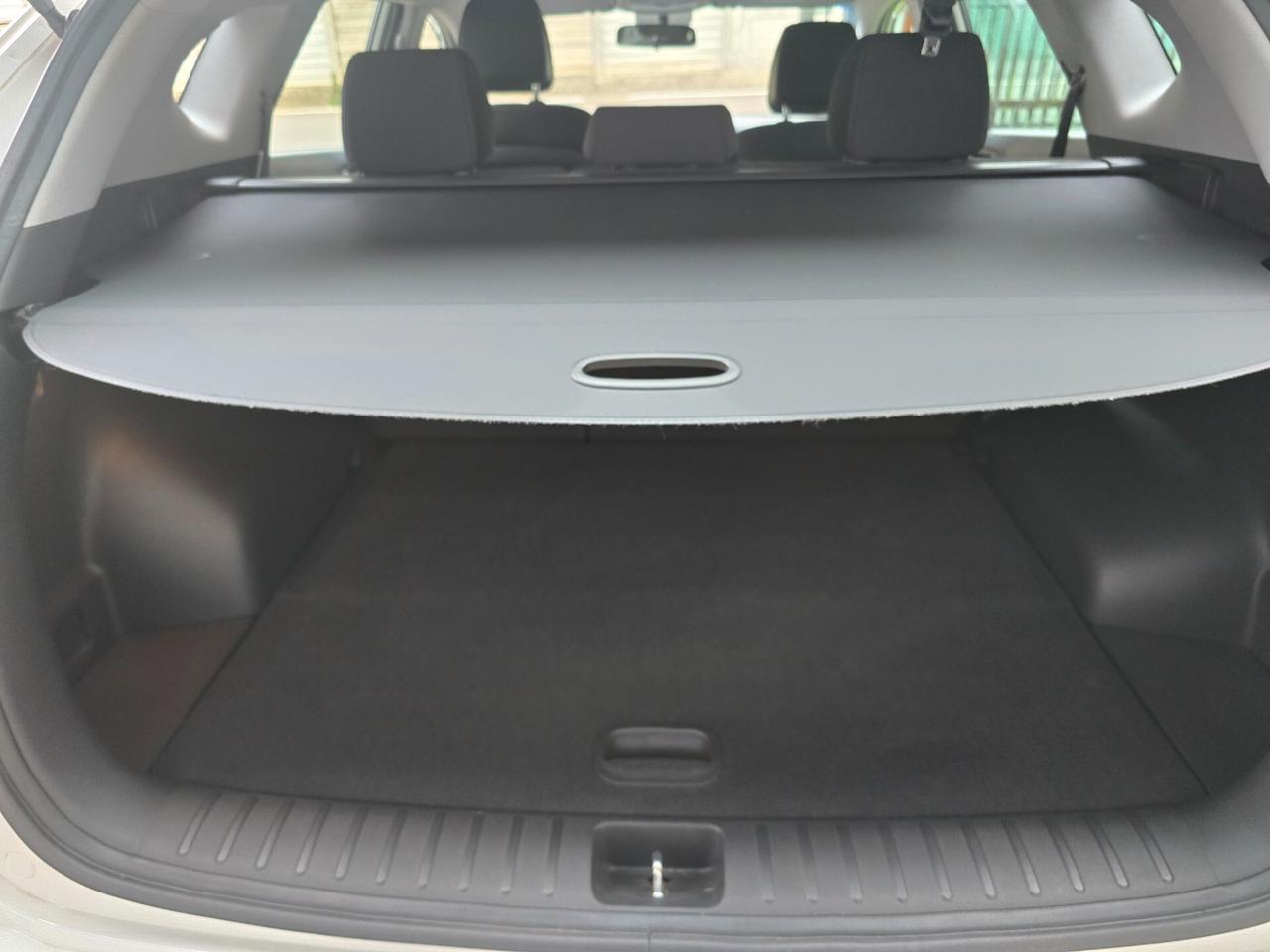Hyundai Tucson 1.6BENZ 132CV euro6 -2016