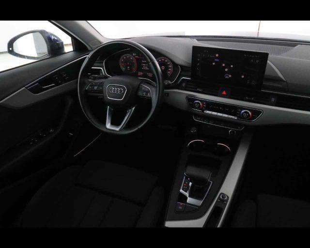 AUDI A4 Avant 35 TFSI S tronic S line edition