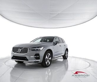 VOLVO XC60 T6 AWD Plug-in hybrid Elettrica/Benzina Essential