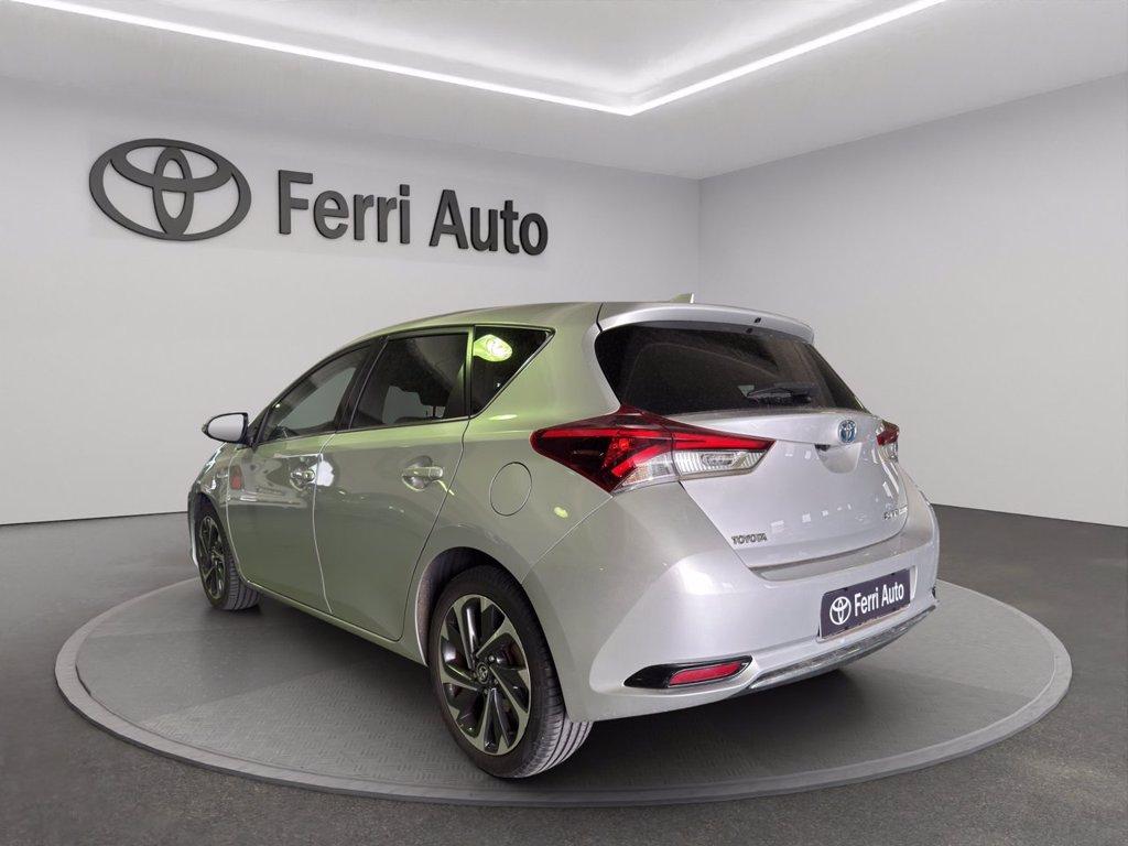 TOYOTA Auris 1.8h active cvt del 2016