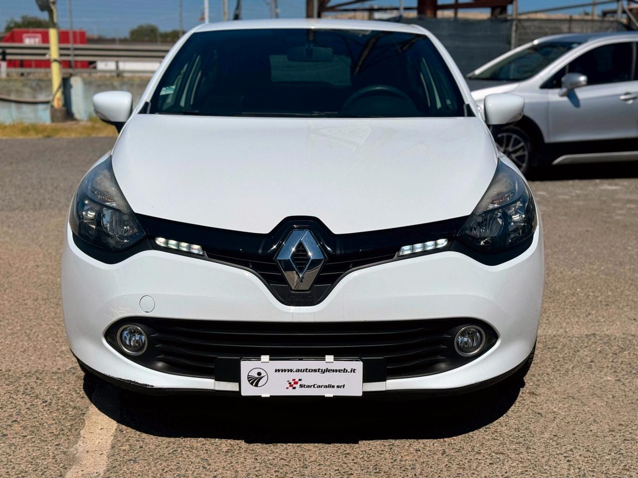 Renault Clio 1.2 75CV GPL - NEOPATENTATI 2014