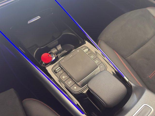 MERCEDES-BENZ GLA 200 d Automatic AMG Line Premium