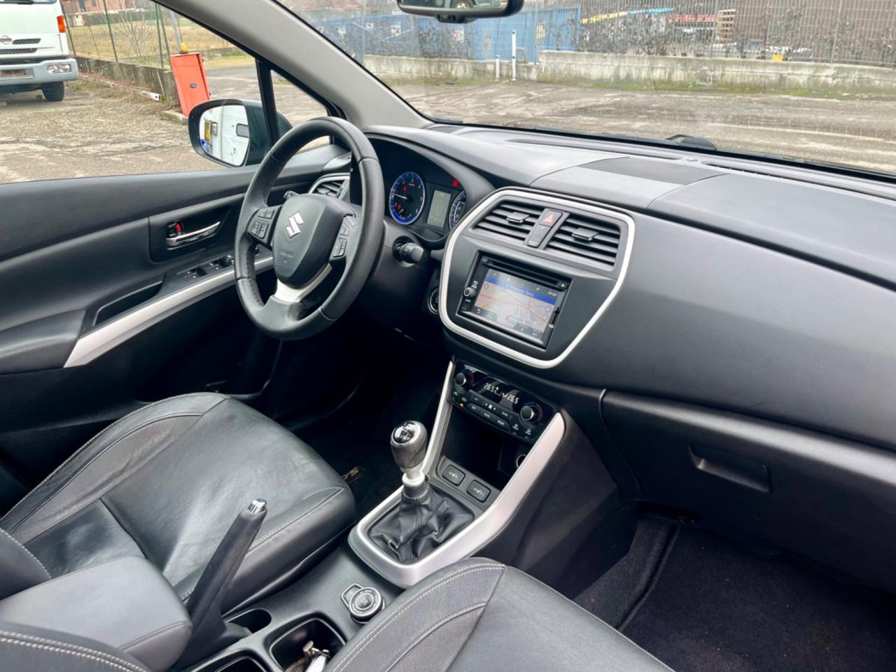 Suzuki S-Cross 1.6d 2014 66.000km 4x4 full optional perfetta