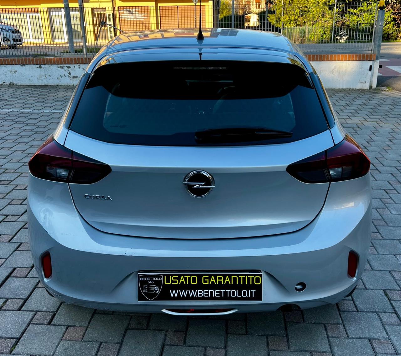 Opel Corsa 1.2 Elegance