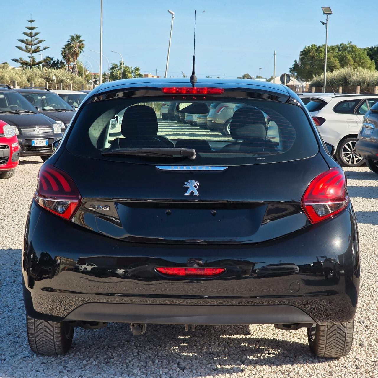 Peugeot 208 1.2 TURBO 110CV ALLURE