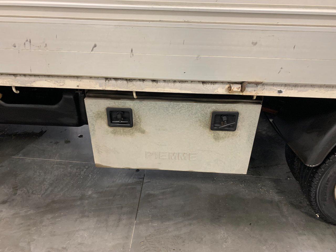 IVECO Daily Cassone Fisso 35 C 12 3 Posti