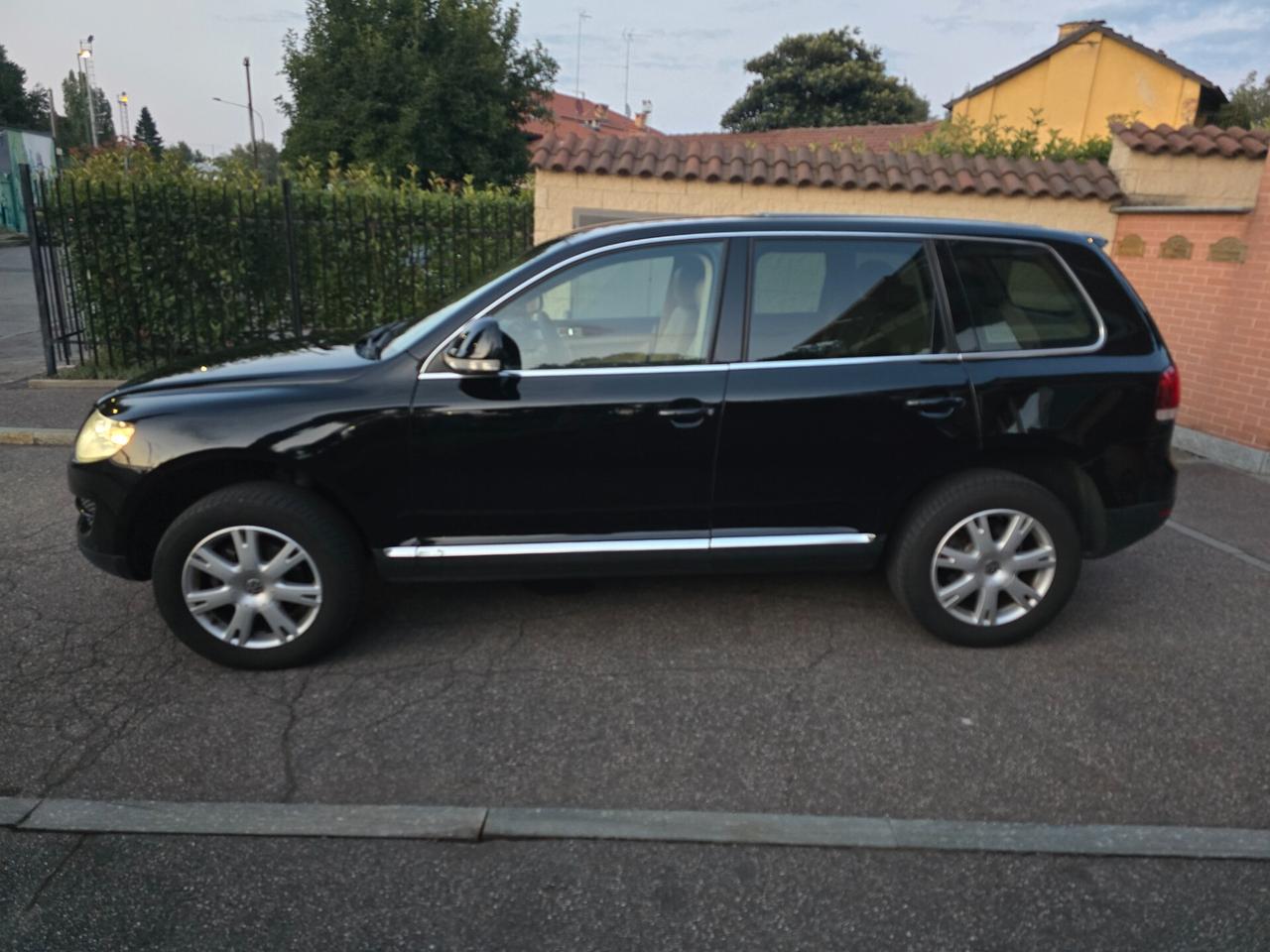 Volkswagen Touareg 2.5 R5 TDI DPF tiptronic Exclusive