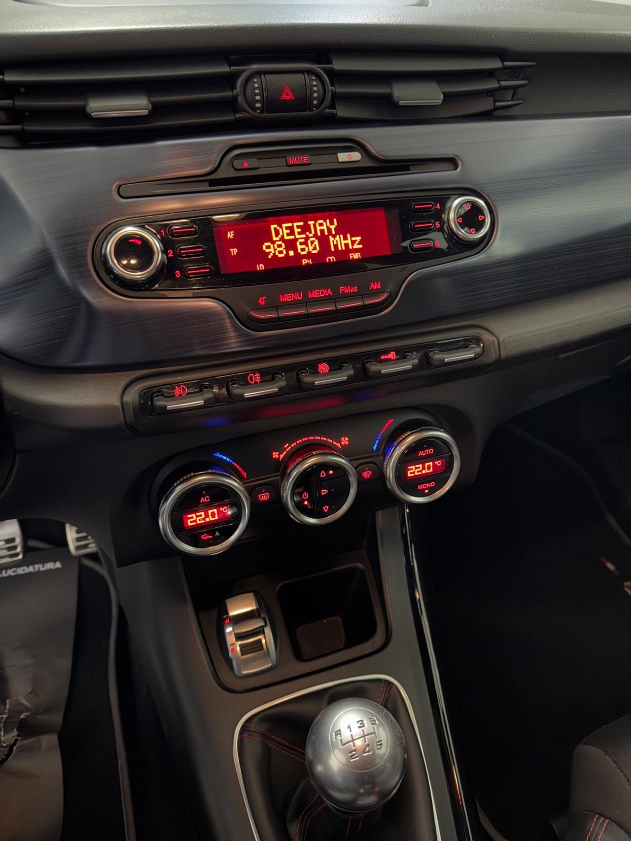 Alfa Romeo Giulietta 1.6 JTDm-2 105 CV Distinctive