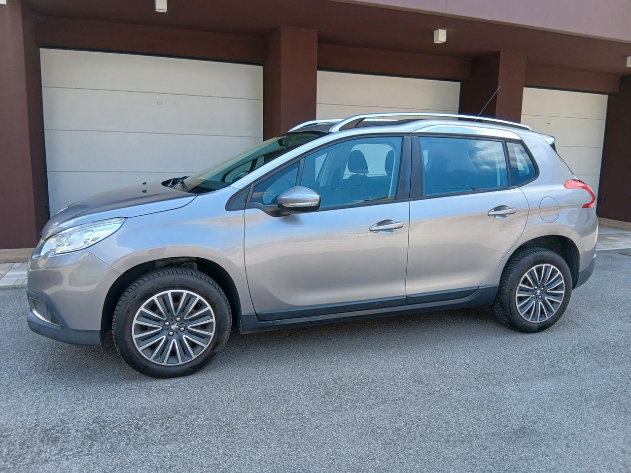 Peugeot 2008 BlueHDi 75 Active Ok per neo patentati TUA a € 158 mese