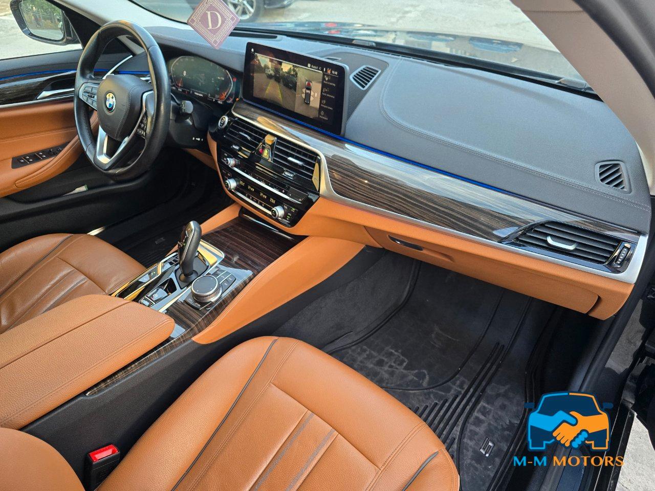 BMW 530 d Touring mhev 48V xdrive Luxury auto