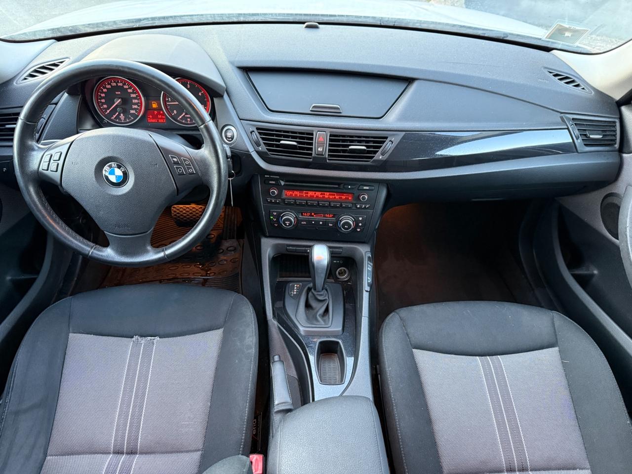 Bmw X1 xDrive20d Futura AUTOM. 2011