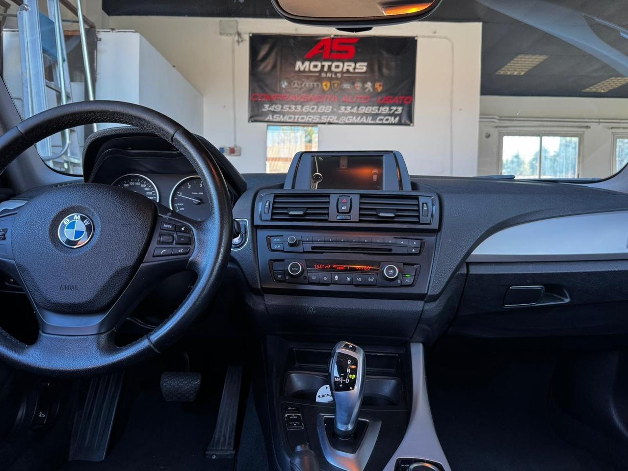 Bmw 116 5p. Urban