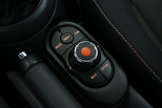 MINI One 1.5 One 75 CV 5 porte / Neopatentati