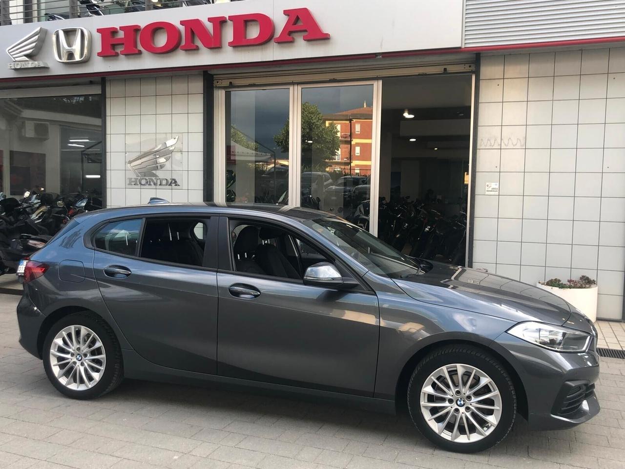 Bmw 116 116d 5p. Business Advantage