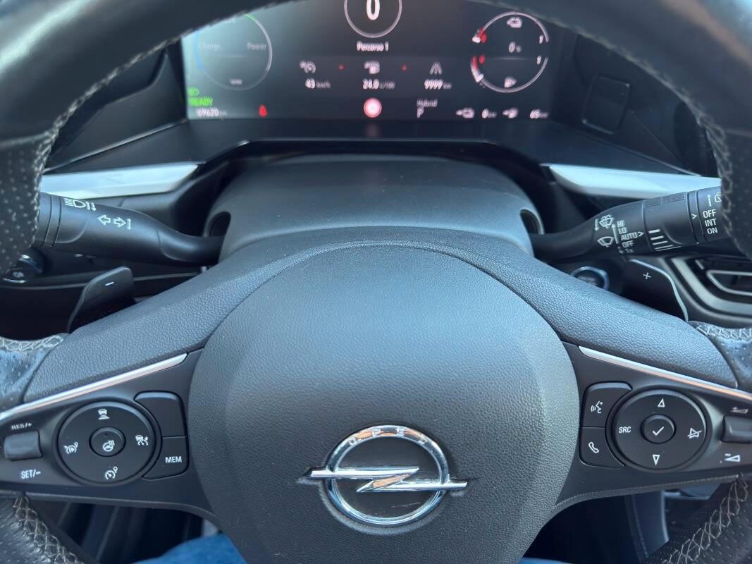 Opel Grandland 1.6 phev GSe awd 300cv auto Con TELECAMERA