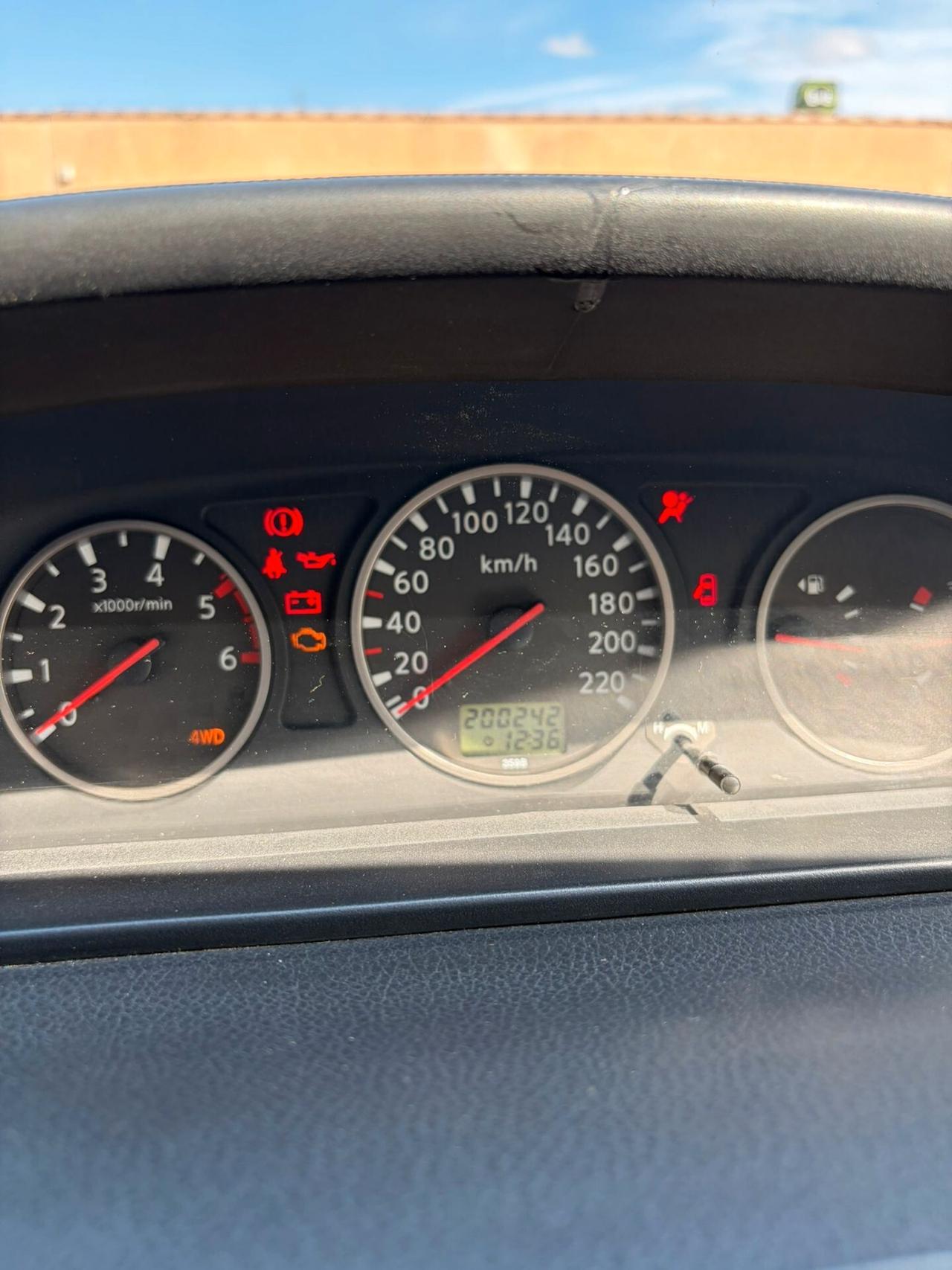 Nissan X-Trail 2.2 dCi Elegance