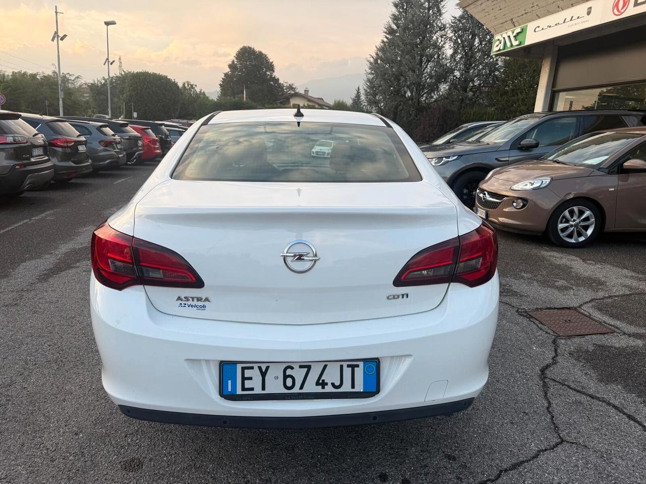 Opel Astra 1.6 CDTI EcoFLEX S&S 4 porte Cosmo