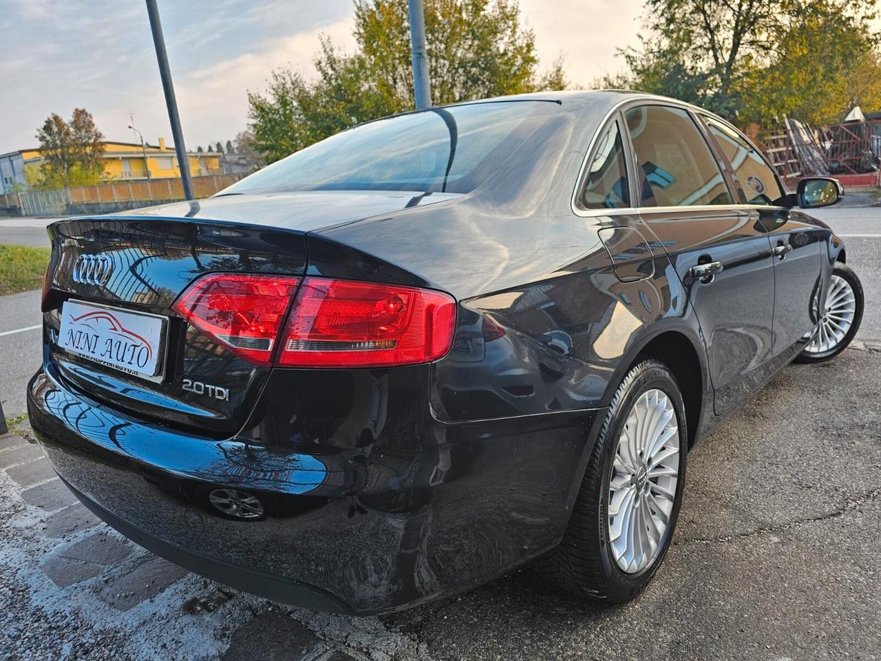 Audi A4 2.0 TDI 120cv Advanced Plus*Euro5*Unipro*