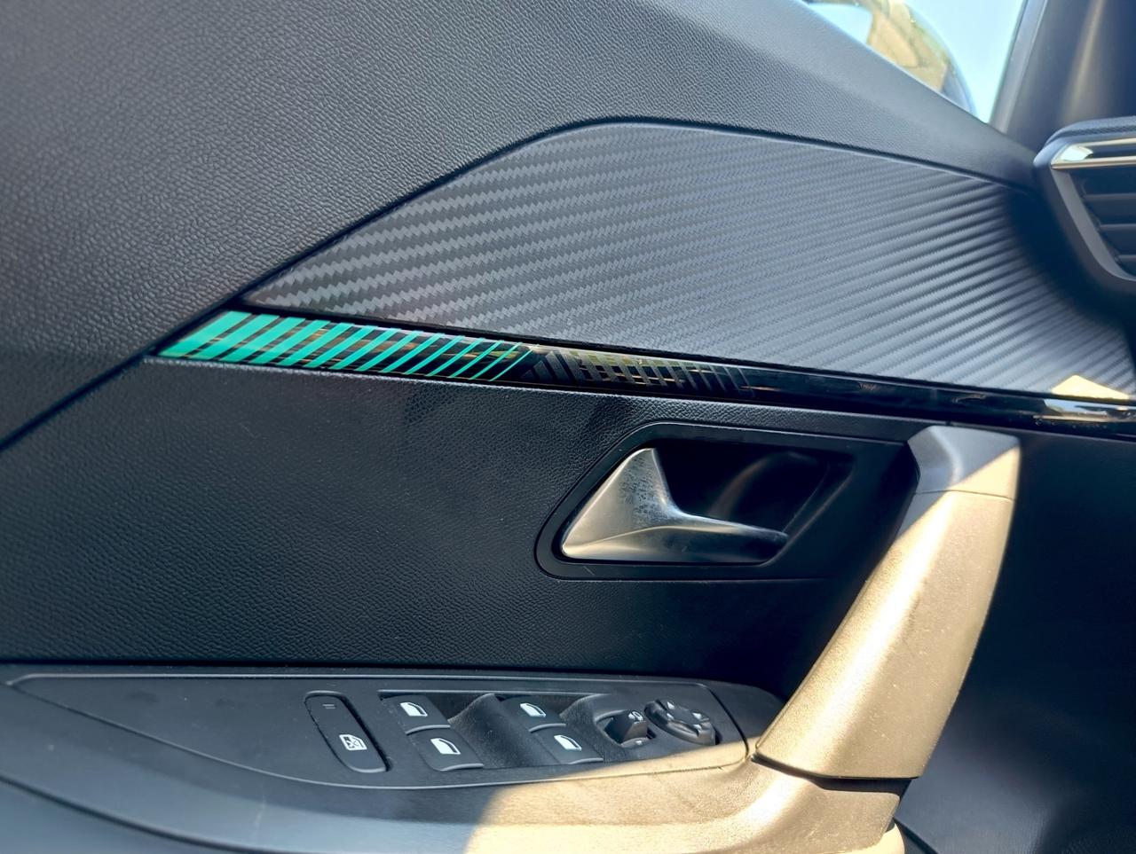 Peugeot 2008 BlueHDi 110 S&S GT - 2022