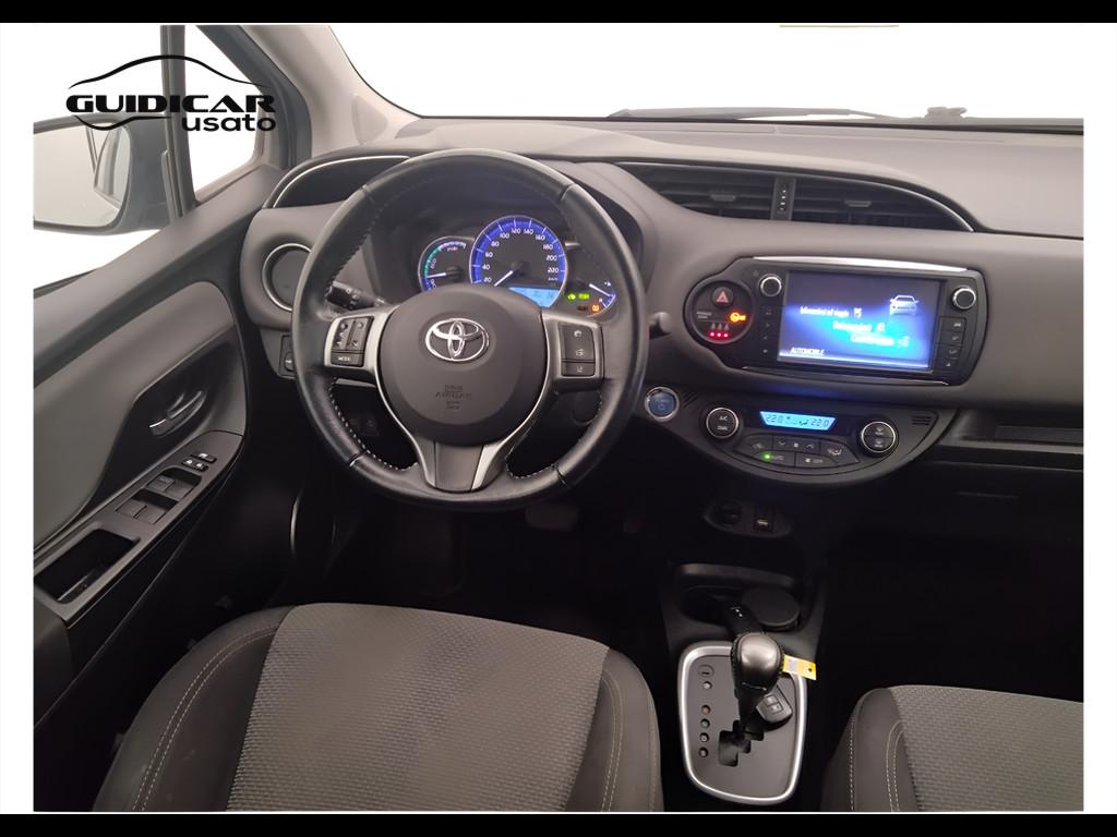 TOYOTA Yaris III 2015 - Yaris 5p 1.5h Active my16