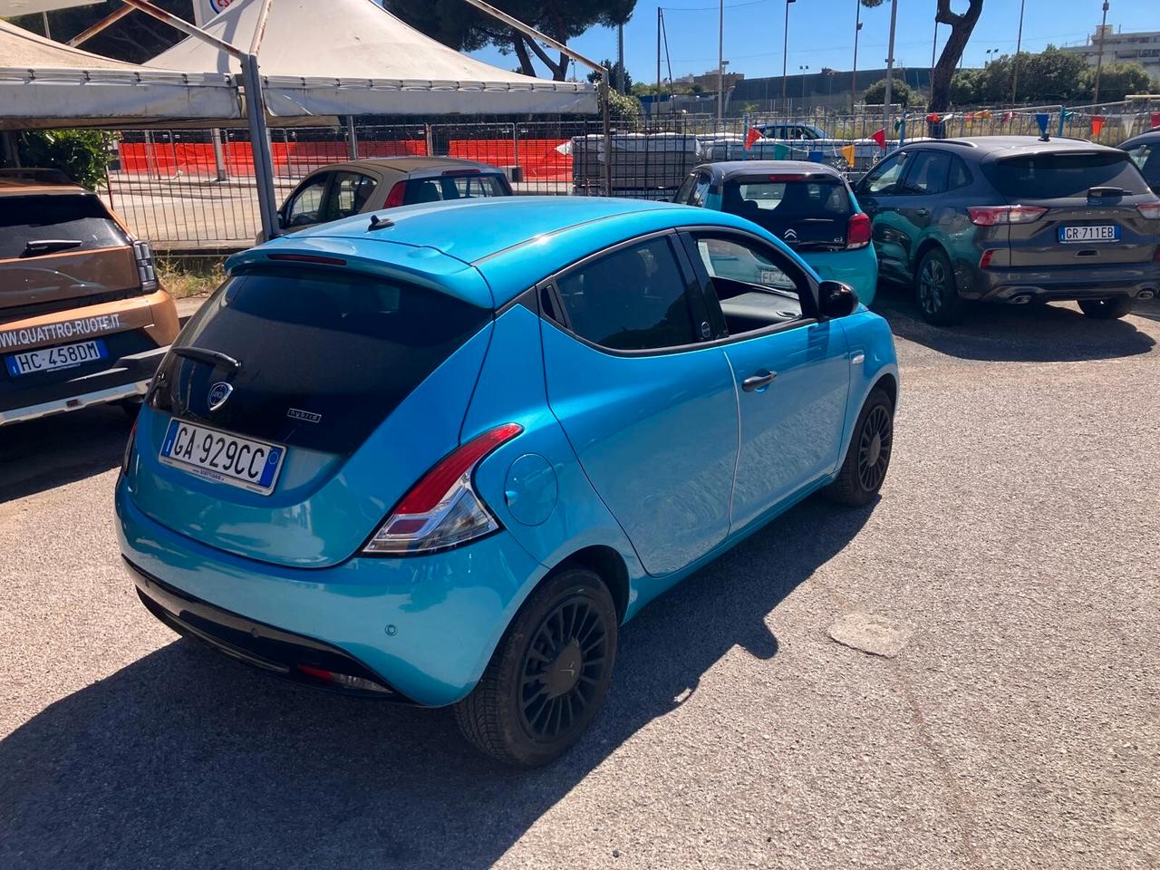 LANCIA YPSILON 1.0 70cv 5 Porte S&S Hybrid Gold