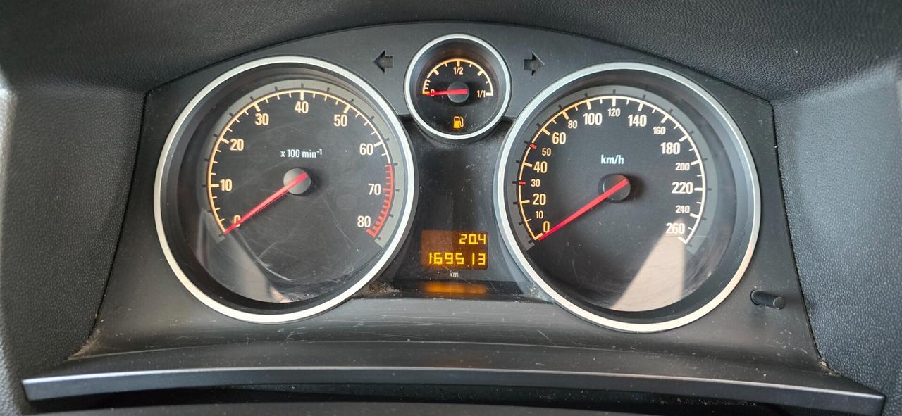 Opel Zafira 1.8b 7 POSTI UNICOPROPRIETARIO