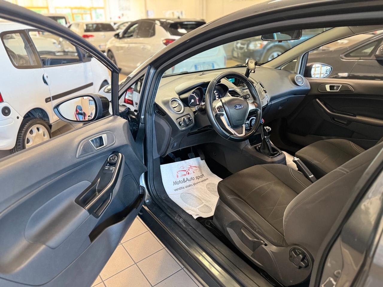 Ford Fiesta 1.5 TDCi 75CV 3 porte Business