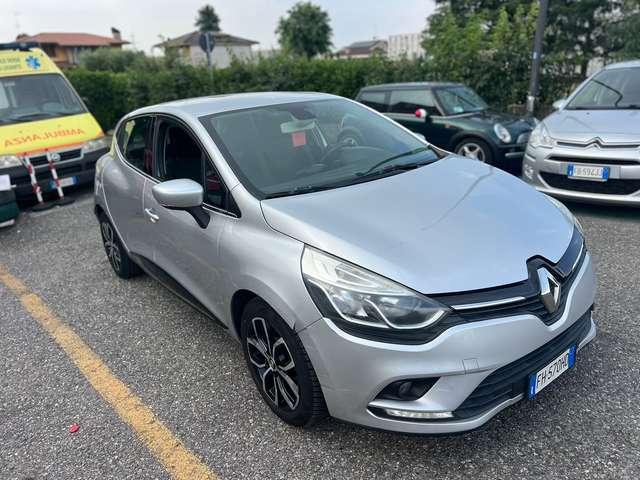 Renault Clio Clio 1.2 16v Intens 75cv
