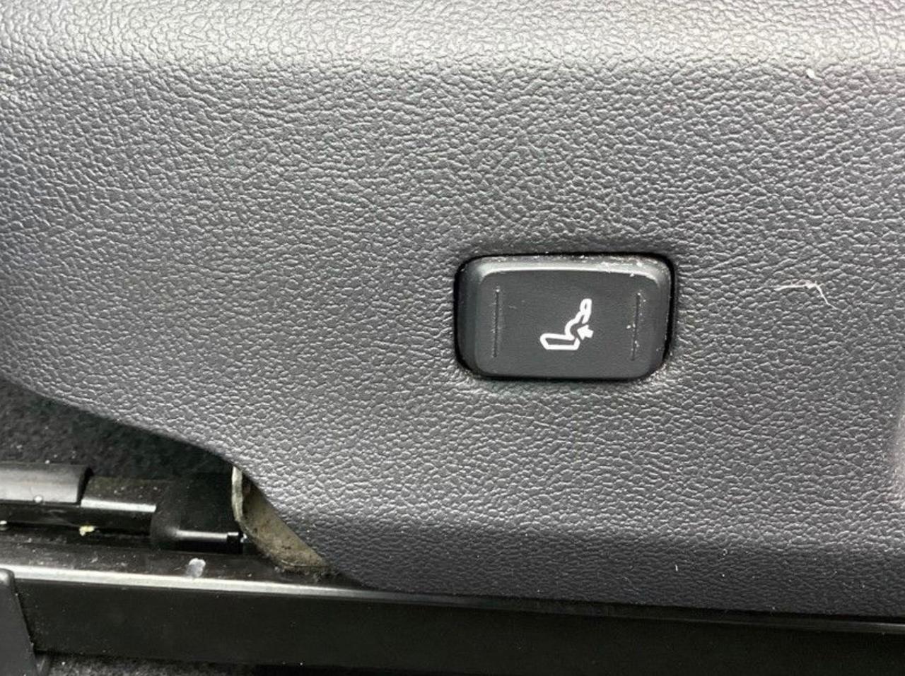 Toyota Corolla Touring Sports 1.8 Hybrid Business Tech