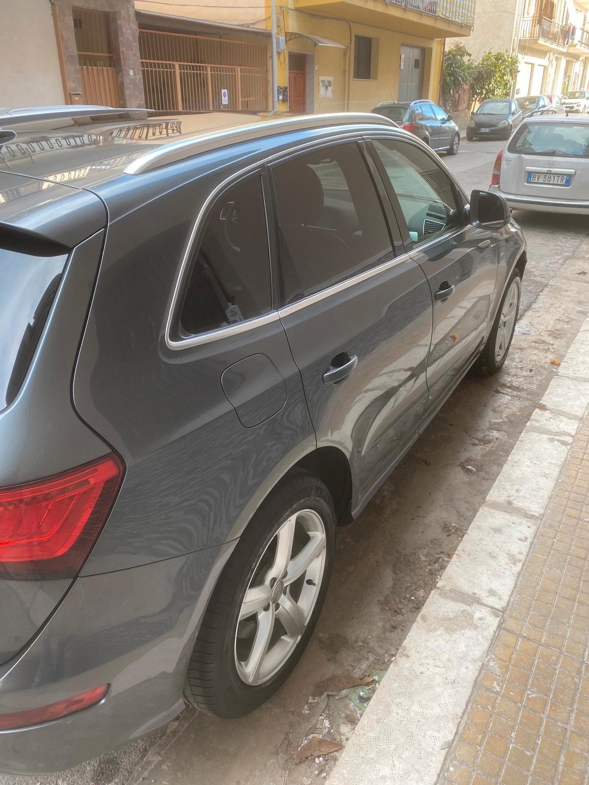 Audi Q5 3.0 V6TDI S-LINE TETTO FULL-LED