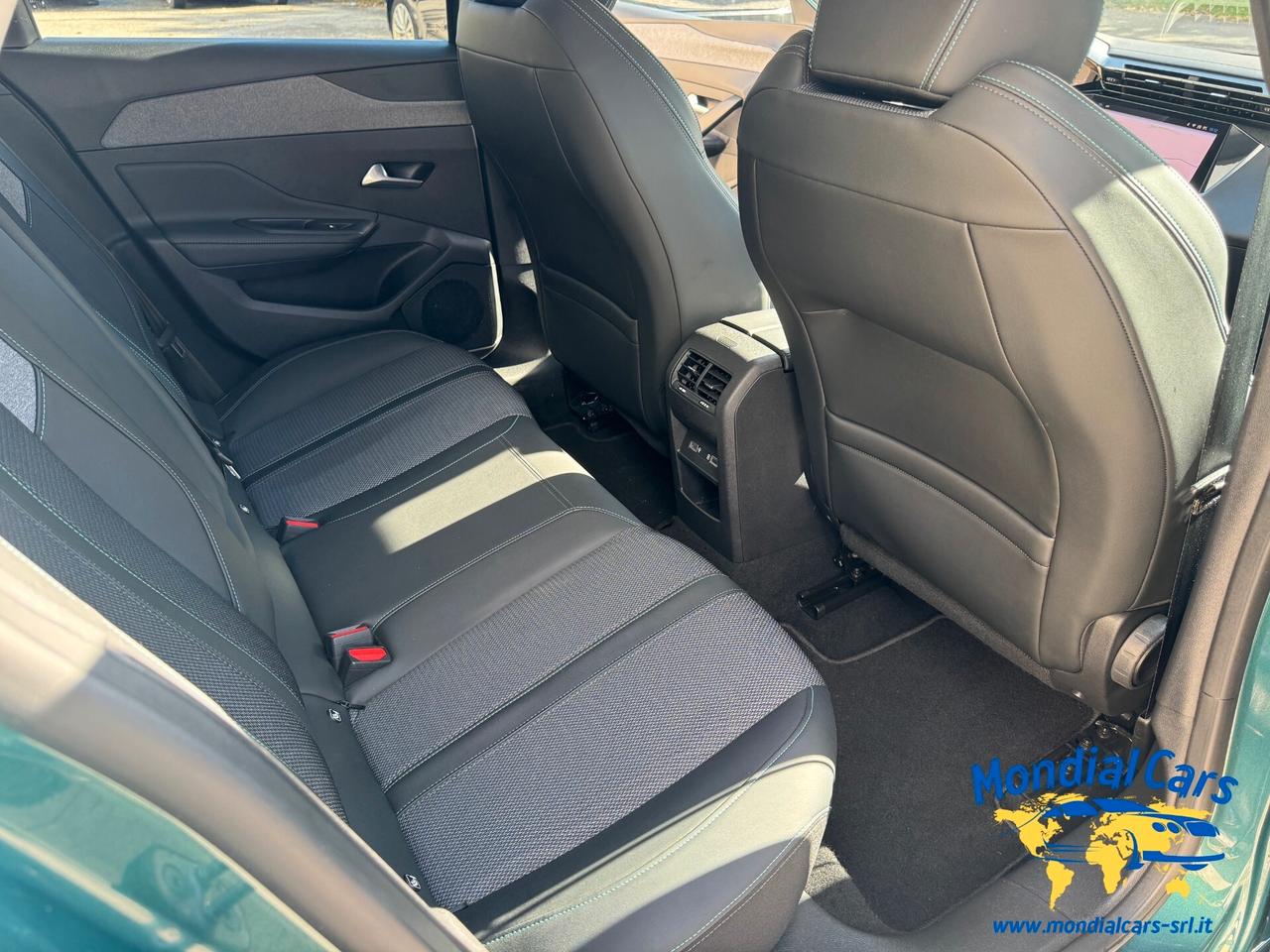 Peugeot 308 BlueHDi 130 S&S EAT8 SW Allure