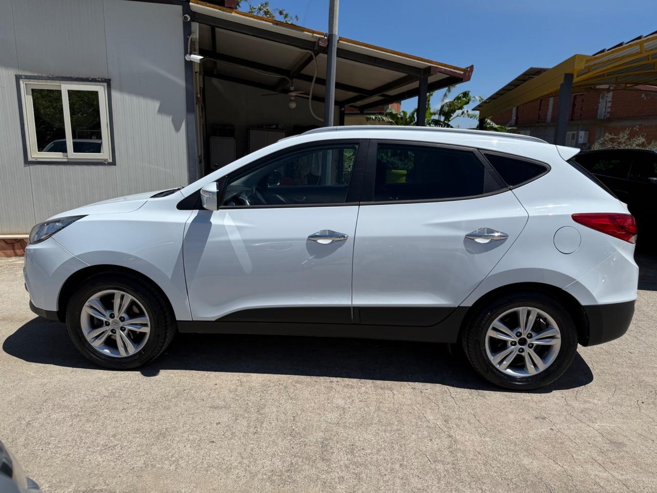 Hyundai iX35 2.0 CRDi 4WD Comfort KM CERTIF.
