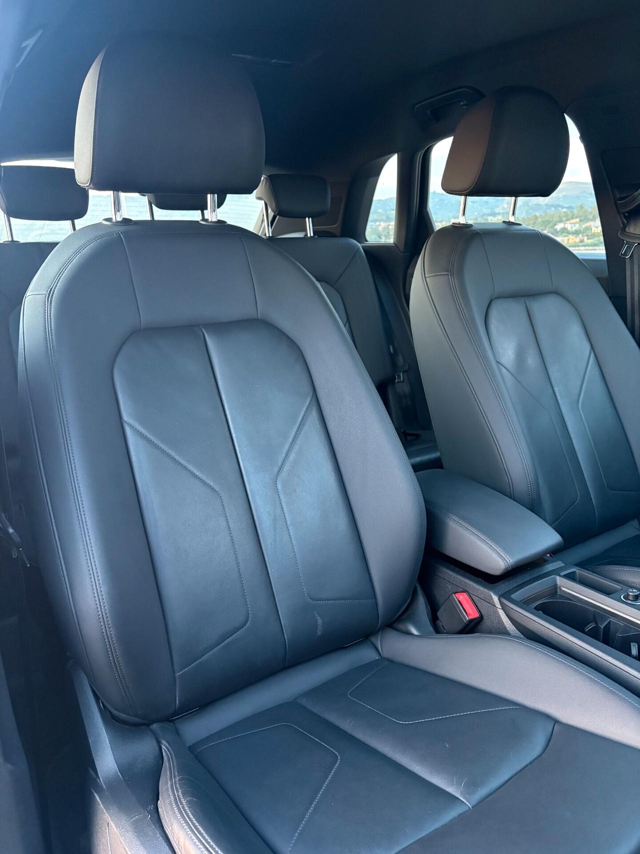 Audi Q3 35 TDI S tronic Business Advanced