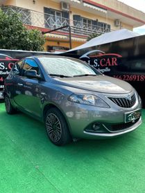 Lancia Ypsilon 1.0 Benzina Hybrid FireFly Gold