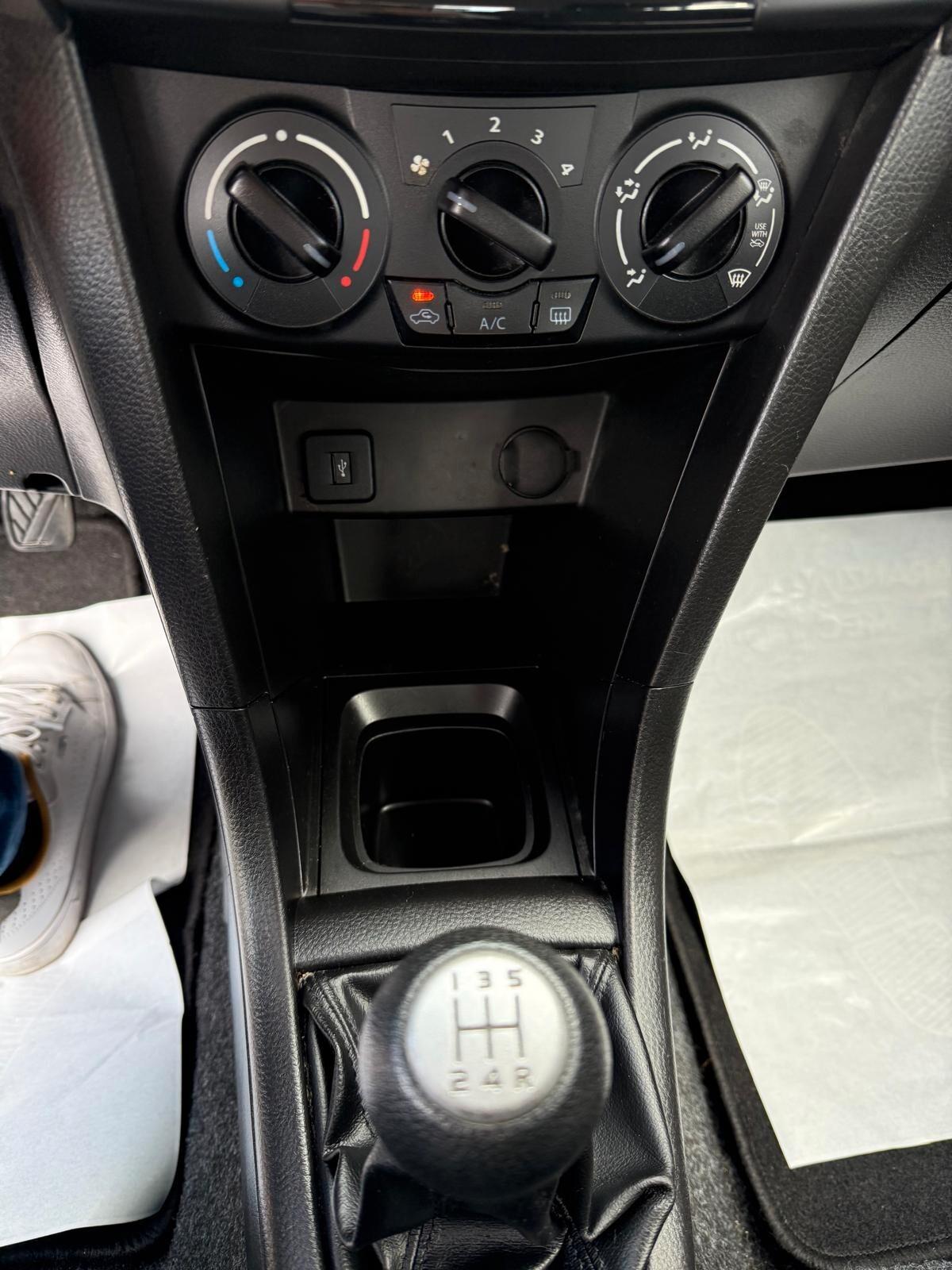 Suzuki Swift 1.2 VVT 5 porte - CON 24 MESI DI GARANZIA