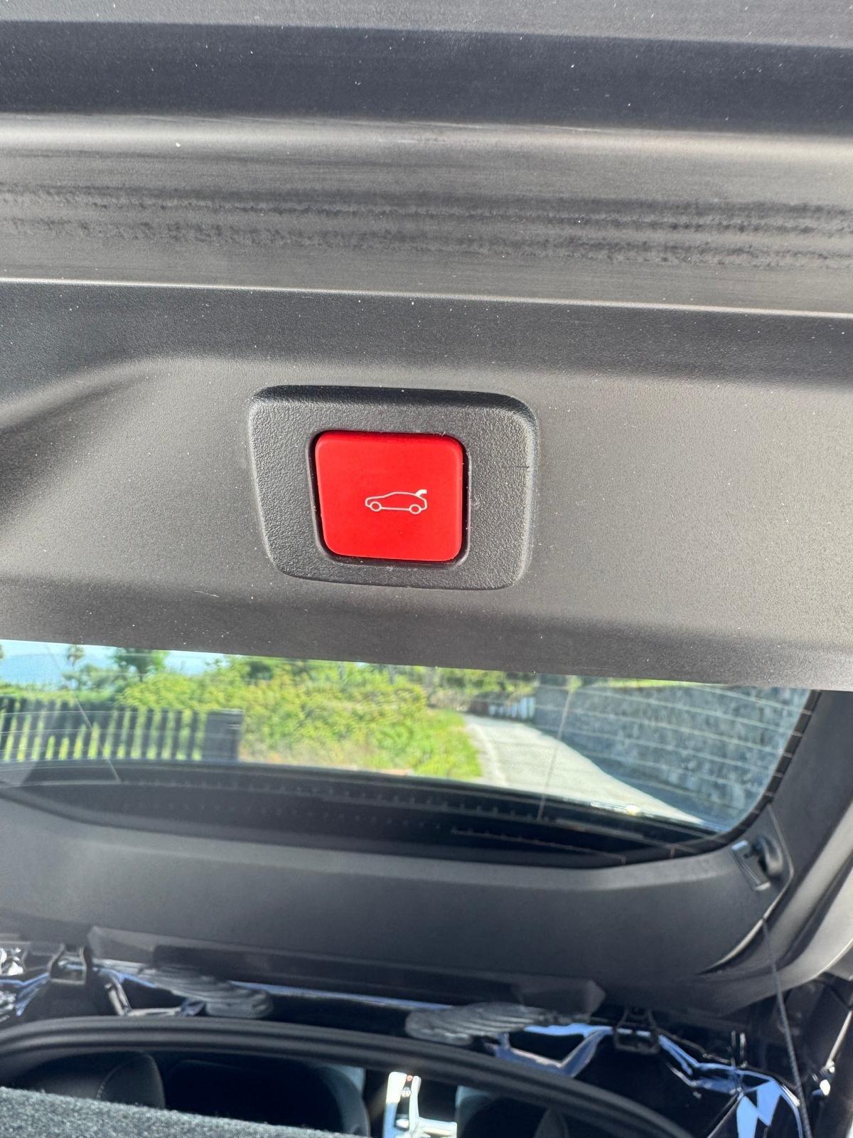 Peugeot 3008 Hybrid 136 e-DCS6 GT