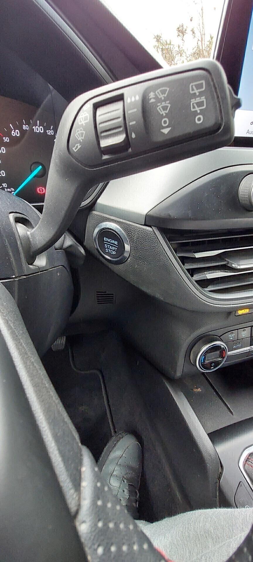 FOCUS 1,0 IBRIDA/BENZINA 130 CV-ST LINE NAVI TELEFONO LEGA SENSORI RETROCAMERA FULL FULL