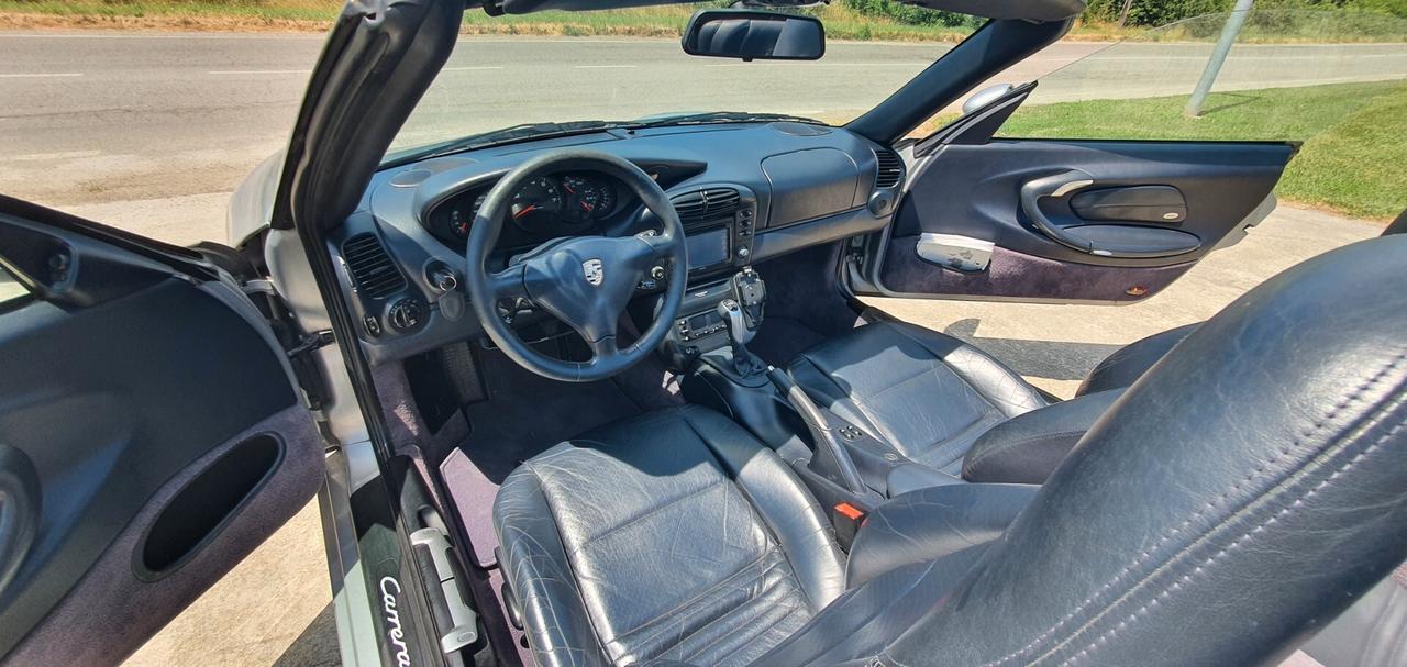 Porsche 911 CARRERA Cabriolet (MANUALE)