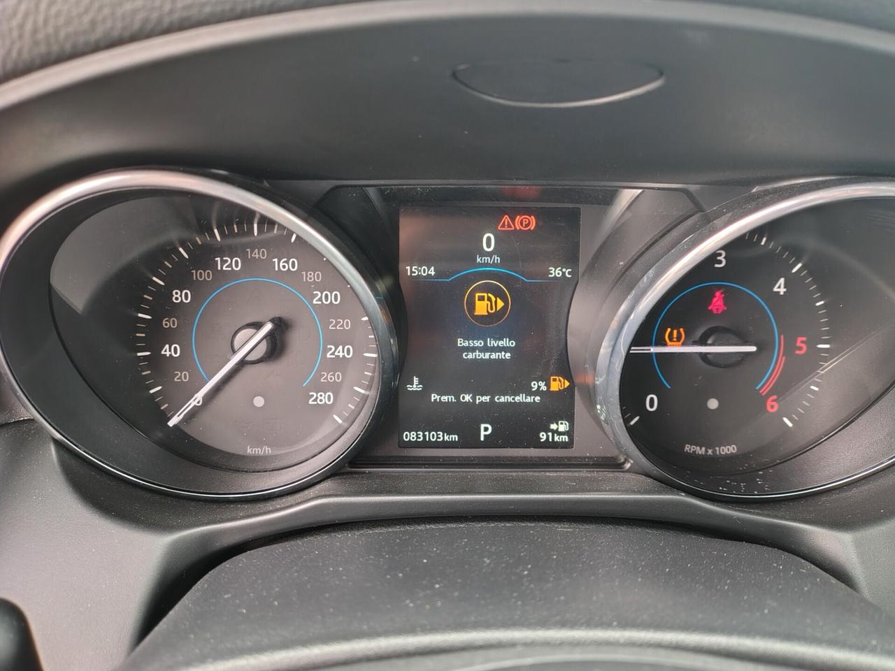 Jaguar XF aut. Portfolio (SOLO PER OPERATORI DEL SETTORE)