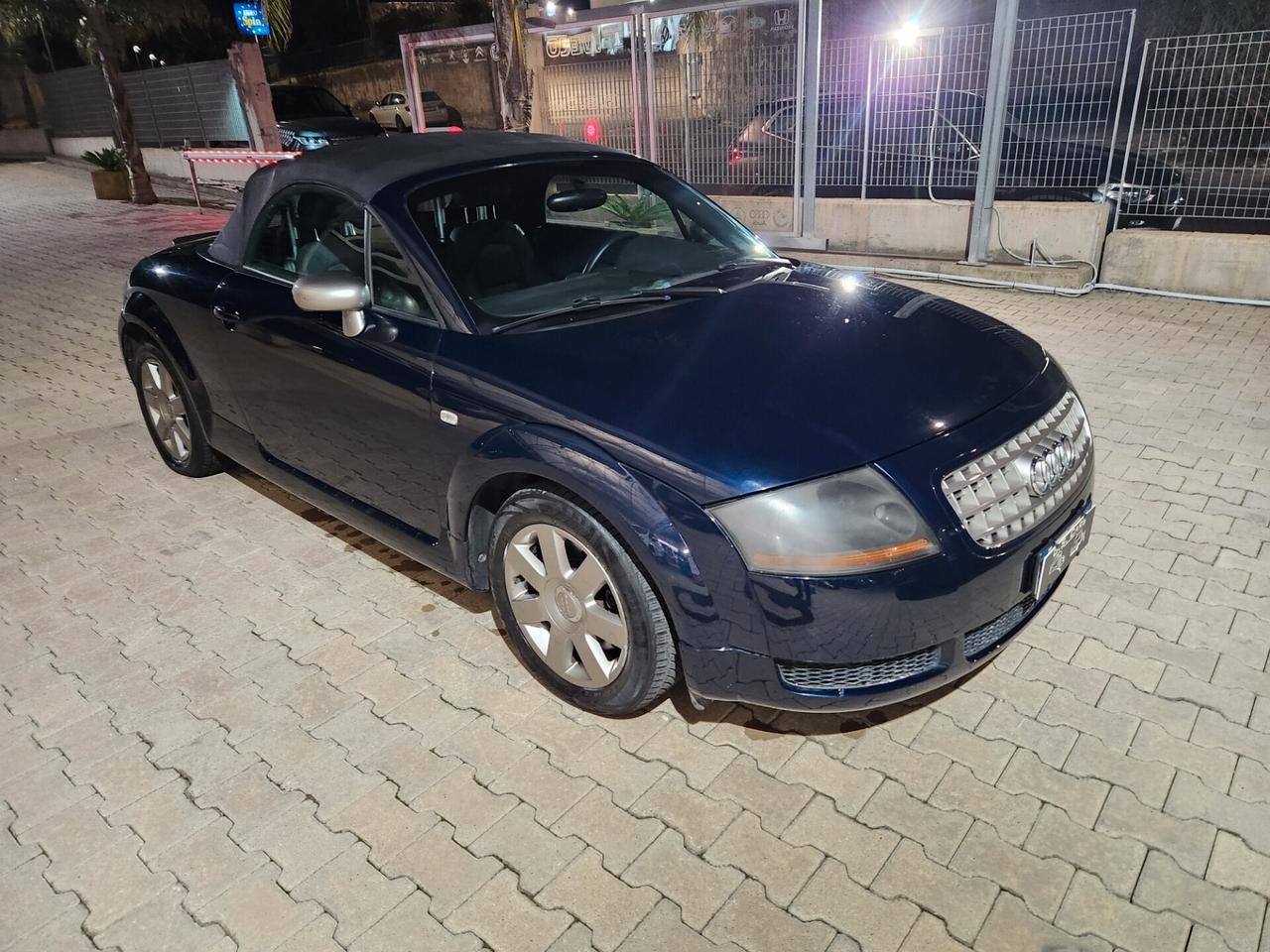 Audi TT CABRIOLET 180CV TURBO