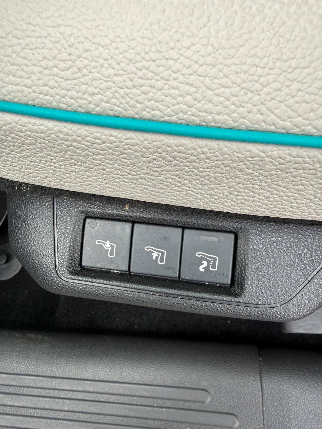 Fiat 600 Hybrid 100 CV DCT MHEV La Prima 01/2025