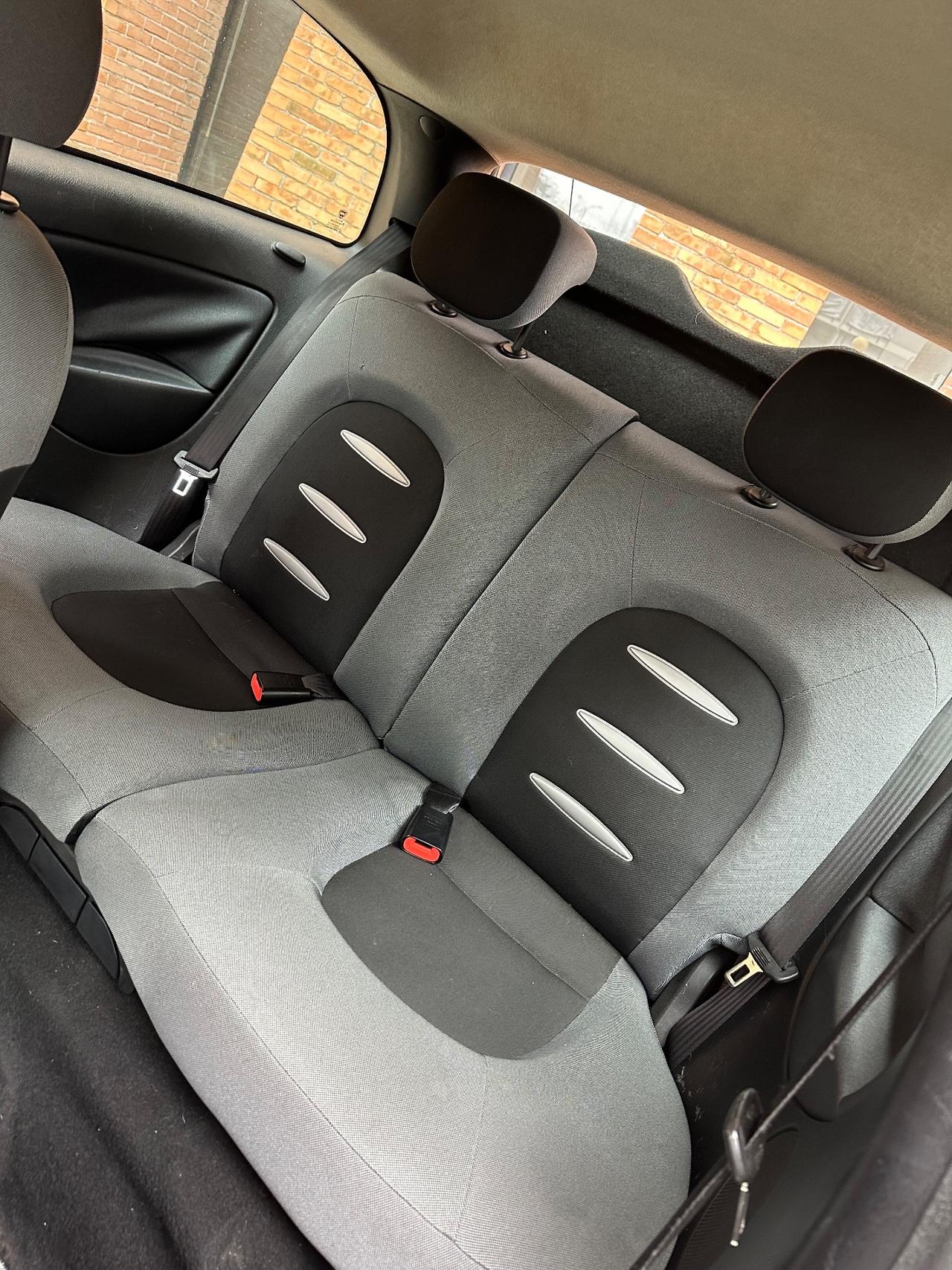 Lancia Ypsilon 1.2 Argento