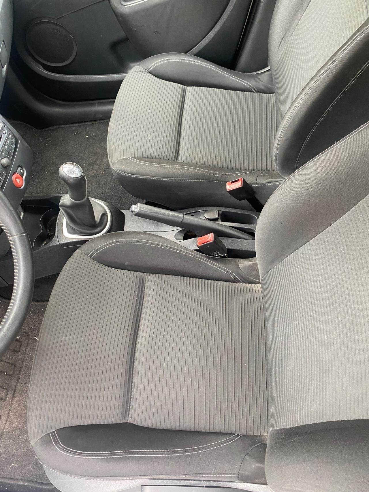 Renault Clio 1.2 16V 5 porte GPL Dynamique