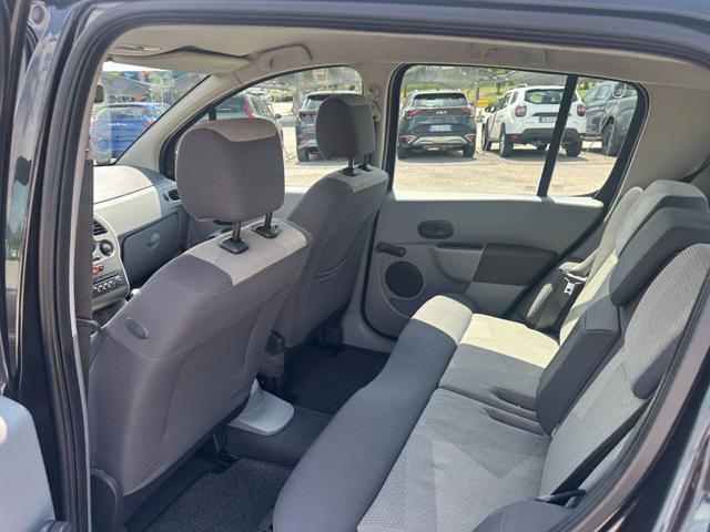 RENAULT Modus 1.2 16V