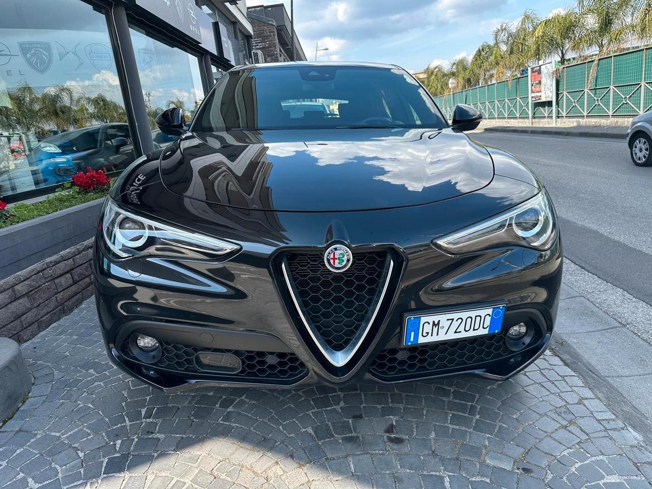 Alfa Romeo Stelvio 2.2 Turbodiesel 190 CV AT8 Q4 Business