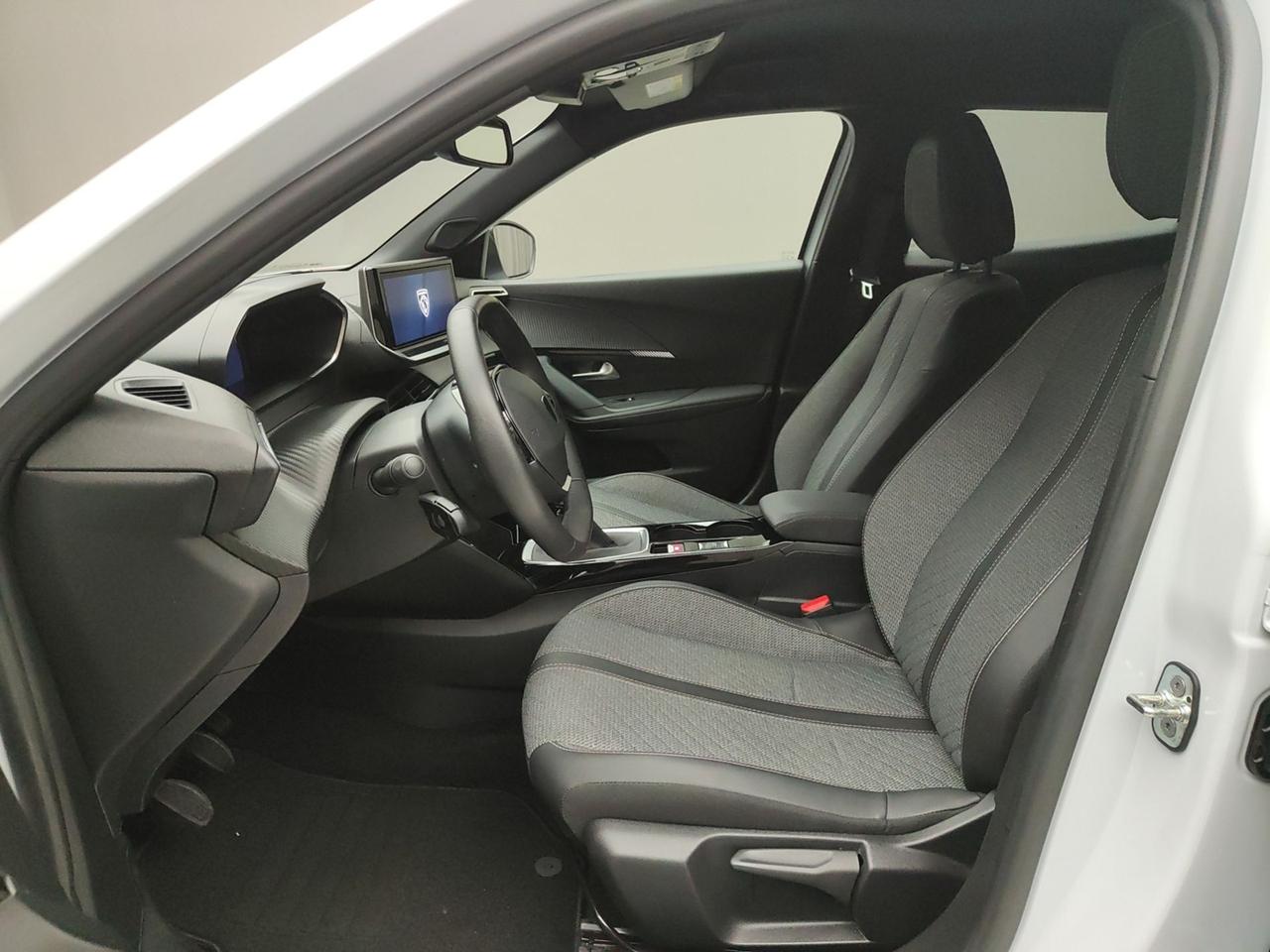 PEUGEOT 2008 II 2020 1.2 PURETECH 100CV ALLURE