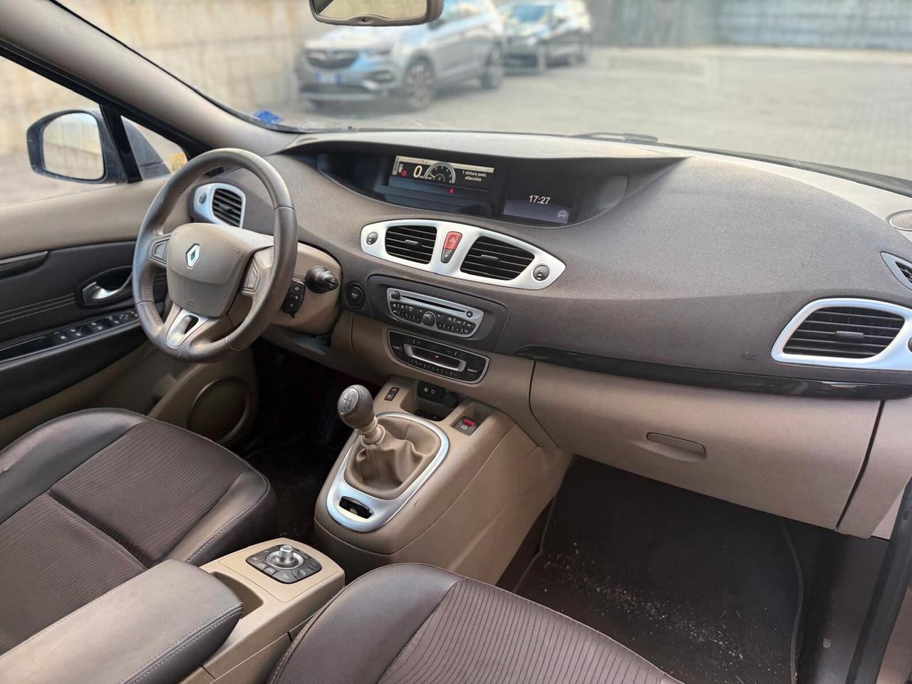 Renault Scenic luxe