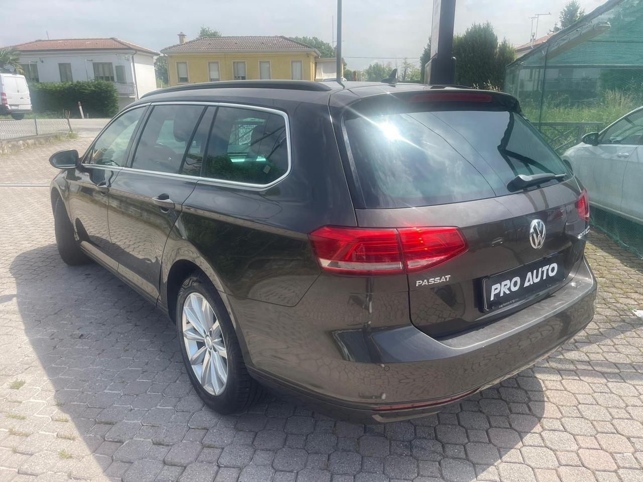 Volkswagen Passat Variant 2.0 TDI DSG Highline BlueMotion Technology